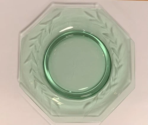 Vintage Depression Green Glass Uranium 7 inch Plate Octagon W/ Etched Leaf Spray