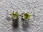GRANDMA GRABE'S BEAUTIFUL VINTAGE 925 STERLING SILVER CZ PERIDOT STUD 1.2G EARRI