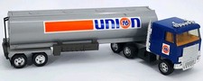 ERTL UNION 76 OIL CO. CHEVROLET TRUCK AND TANKER SEMI PRESSED STEEL