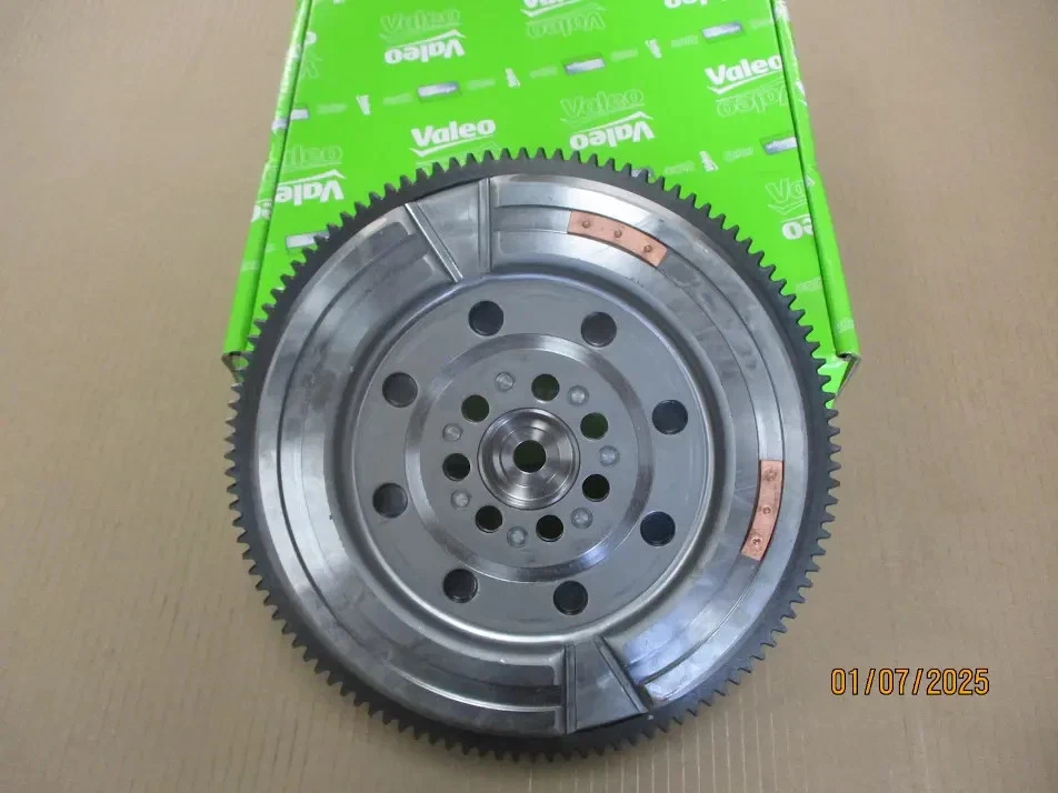 New Valeo 836039 Dual Mass Flywheel fits Hyundai Sonata, Kia Optima - Image 2 of 3