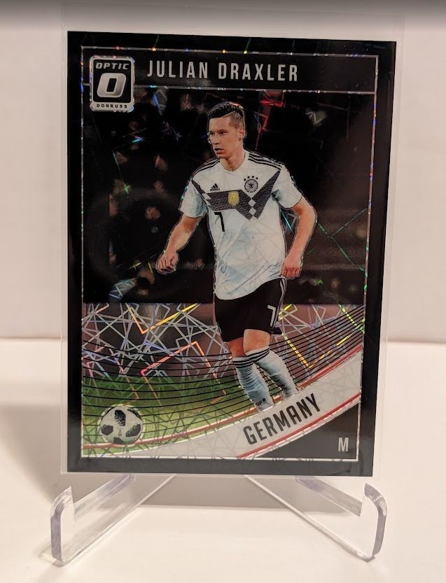 2018-19 Panini Donruss Optic Black Velocity Prizm 9/25 Julian Draxler #140