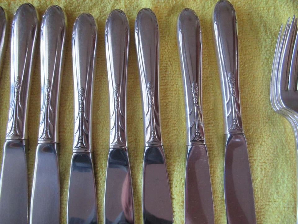 45 Pcs Heiress By Oneida Sterling Silver Flatware - Image 4 of 4