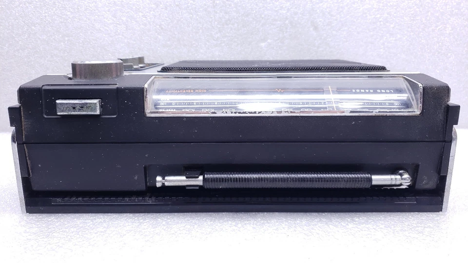 Radio AM/FM de colección GE General Electric Superadio II modelo 7-2885B #99 Foto 3 de 4