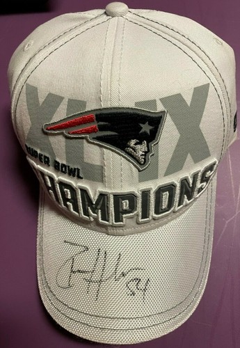 Dont'a Hightower Autographed New 