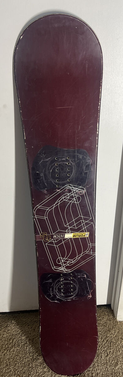 Vintage FORUM SNOWBOARD 147 cm Snowboard Blue Directional Vintage FORUM SNOWBOARD 147 cm Snowboard Blue Directional