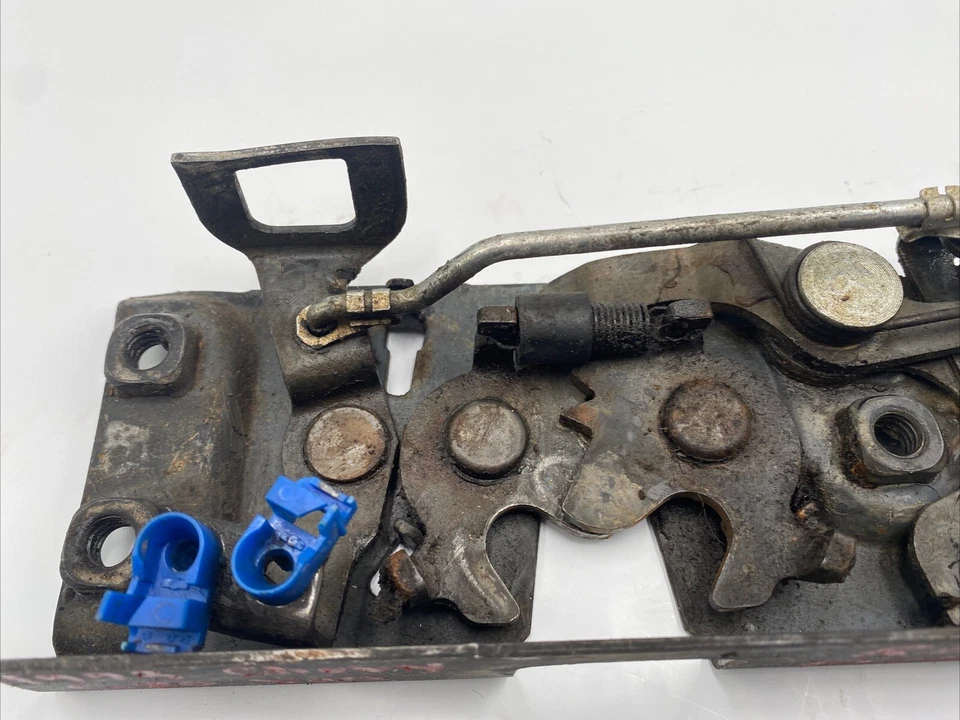 Chevrolet G20 1993 furgoneta pasajero derecho pestillo puerta delantera OEM Foto 2 de 4