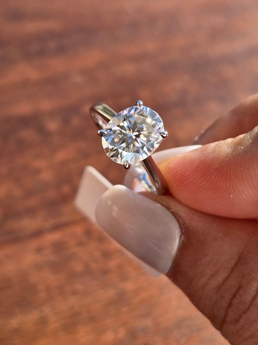Women 3.00Ct Oval Cut Moissanite Wedding Ring 10k Solid White Gold 7.5 - Picture 8 of 10