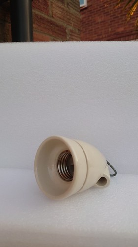 Vintage Ceramic Bulb Holder - Picture 3 of 4