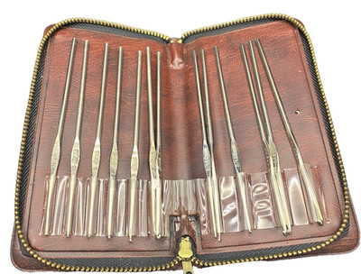 Vintage Boye Crochet Hook Set Metal Hooks w/ Case Mixed USA Markings