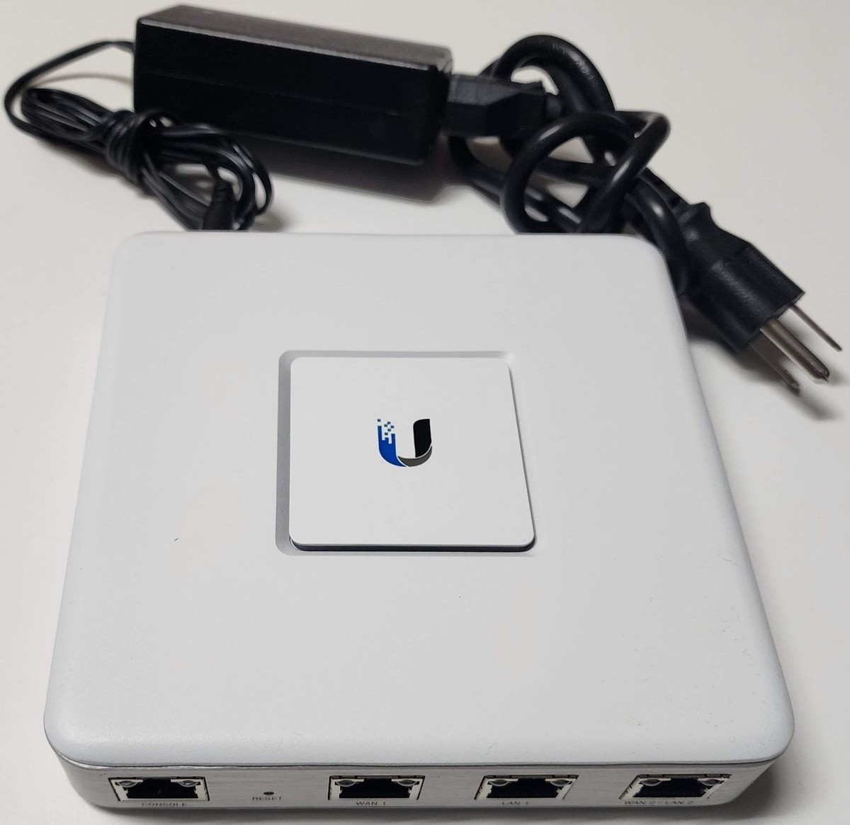 Ubiquiti Networks UniFi Security Gateway - White (USG) for sale