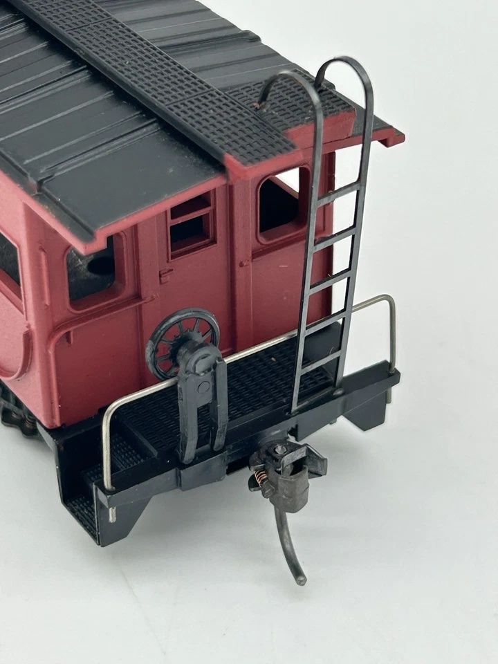 HO Athearn SPOKANE PORTLAND & SEATTLE - Wide Vision Caboose. 10027 Kadee Trucks - Image 2 of 4