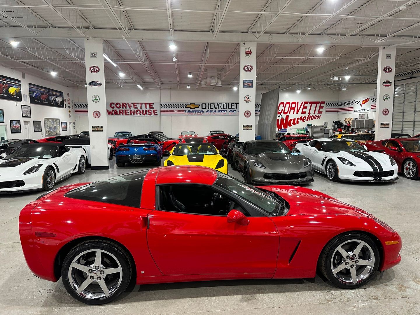2007 [74U] Victory Red Chevrolet Corvette   | C6 Corvette Photo 7
