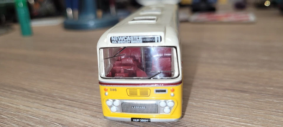 EFE 1:76 Leyland Leopard Alexander Tipo Y Autobús Venture Route 11 22505 sin caja Foto 2 de 4