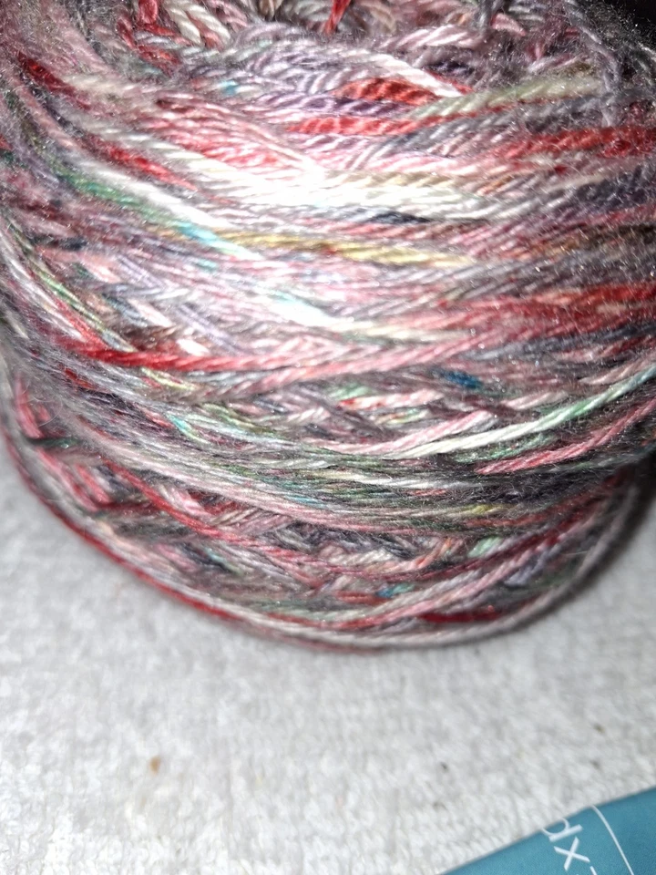 "Portal Mágico" de Expression Fiber Arts Camel y Morera Seda 500y Foto 3 de 4