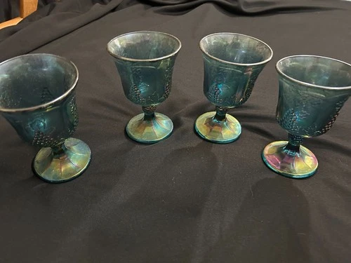 Vintage Indiana Carnival Glass Grape Harvest Iridescent Blue 4 Piece Set