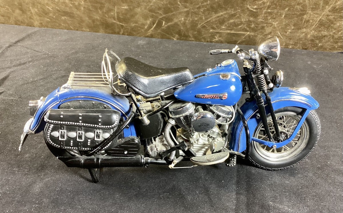 Franklin Mint 1948 Harley Davidson Panhead Motorcycle 1:10