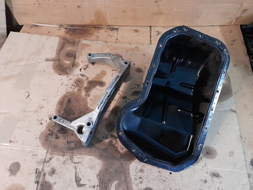 Audi A4 B5 1.6 Halter Träger Ölwanne Öl Wanne Getriebehalter ADP 050199307