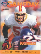 Minnesota Vikings Tampa Bay Buccaneers 11/27/94 GAMEDAY Program Hardy Nickerson