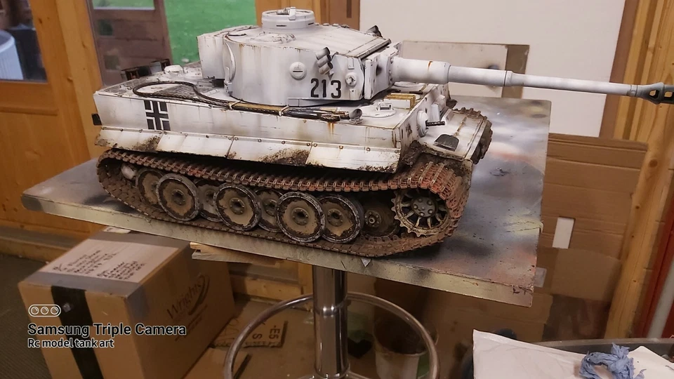 Taigen 1/16  RC German Tiger 1 early/late  Tank winter camouflage  - Image 2 of 4