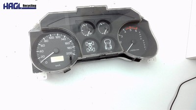 Instrumententafel MR95139 MR506539 Mitsubishi Pajero 3.2 Di-d V60 Geschlossen
