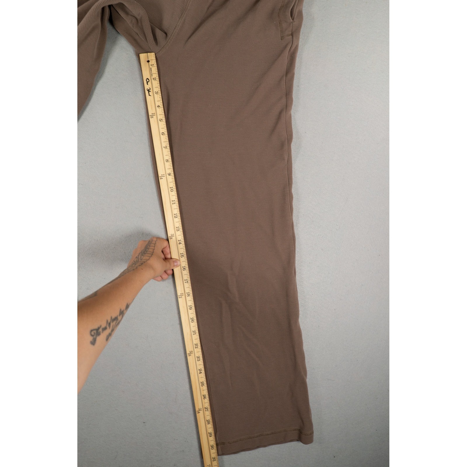 Alo Yoga Womens Waffle Knit Straight Leg Sweatpants Brown Small image 8