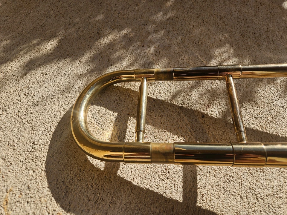 VINTAGE 1970s Holton Tenor Trombone - Image 3 of 4