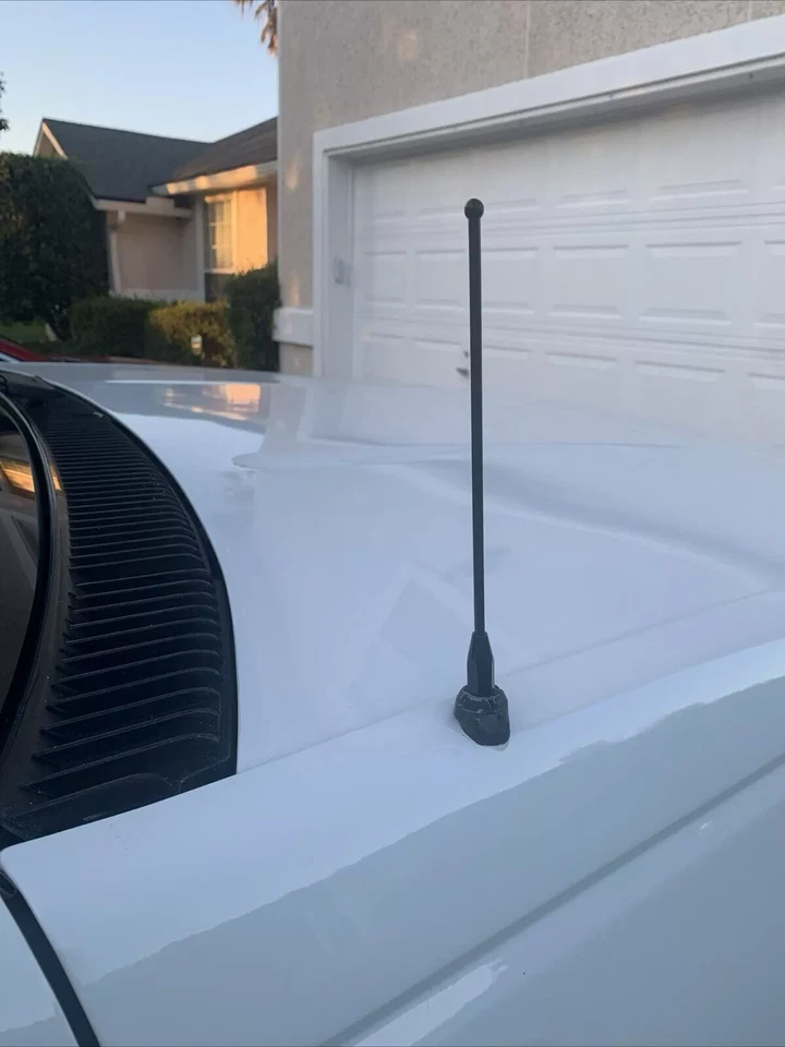 Mástil de antena de acero inoxidable negro de 7" radio AM/FM para Chevrolet Tahoe 1992-2006 Foto 3 de 4