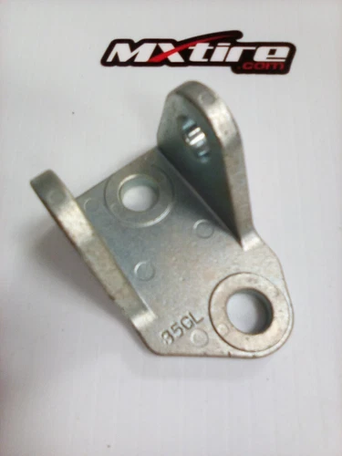 BRACKET, FOOTREST LH