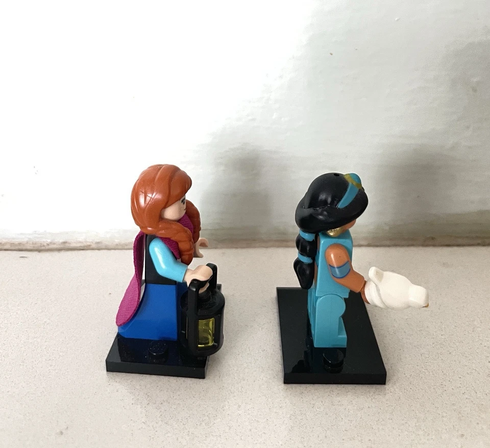 LEGO Minifigura Jazmín y Anna Disney Serie 2 - Usado Foto 2 de 4