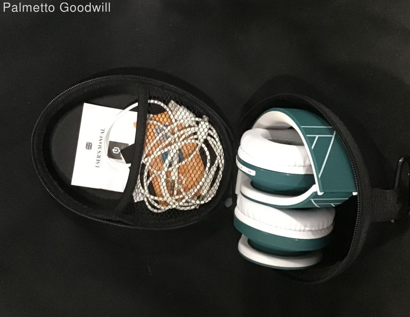4 In 1 Wireless Stereo Headphones By PowerLocus