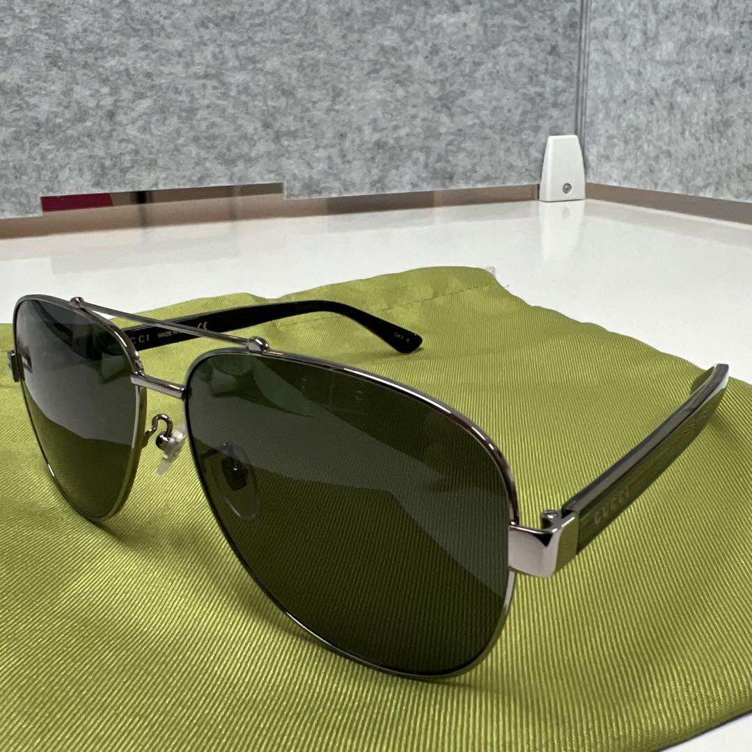 GUCCI Sunglasses GG0528S-007 Frame Ruthenium / Crystal GUCCI Sunglasses GG0528S-007 Frame Ruthenium / Crystal