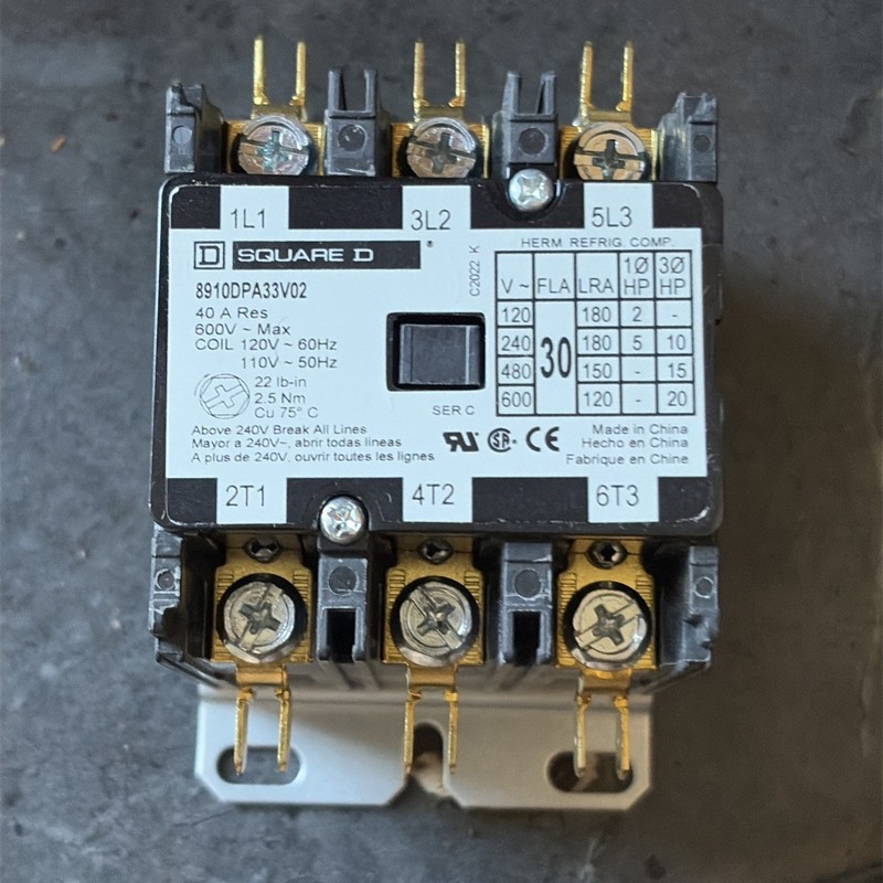 Square D Schneider Electric - 8910DPA33V02 Ser C