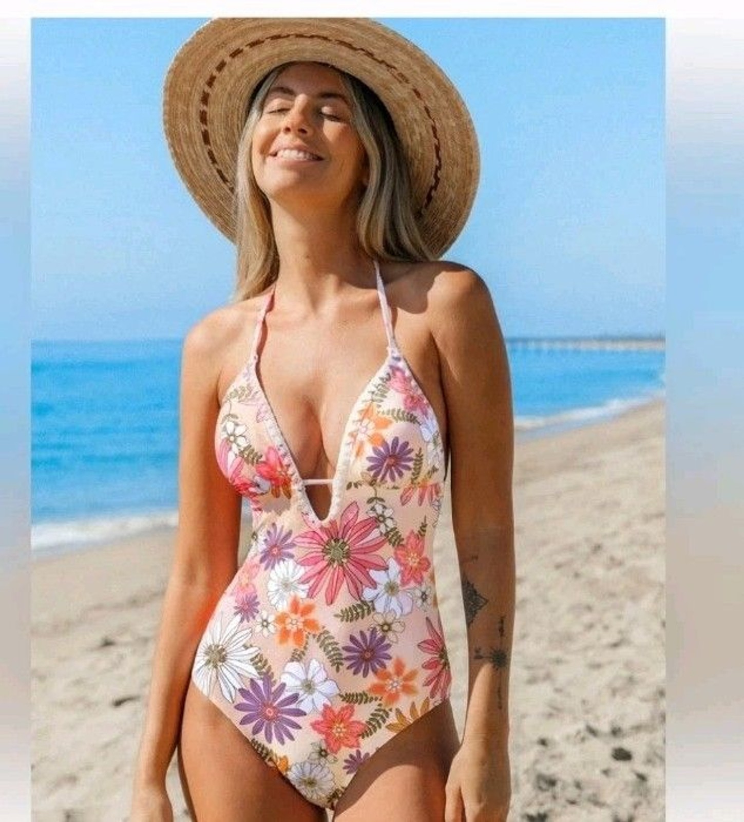 Cupshe Dahlia Daisy Halter One Piece Swimsuit Plunging Neckline M Retro Floral