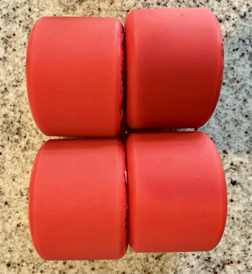 Powell Peralta 69毫米红蛇带热心轴承 — 第 3/3 张图片