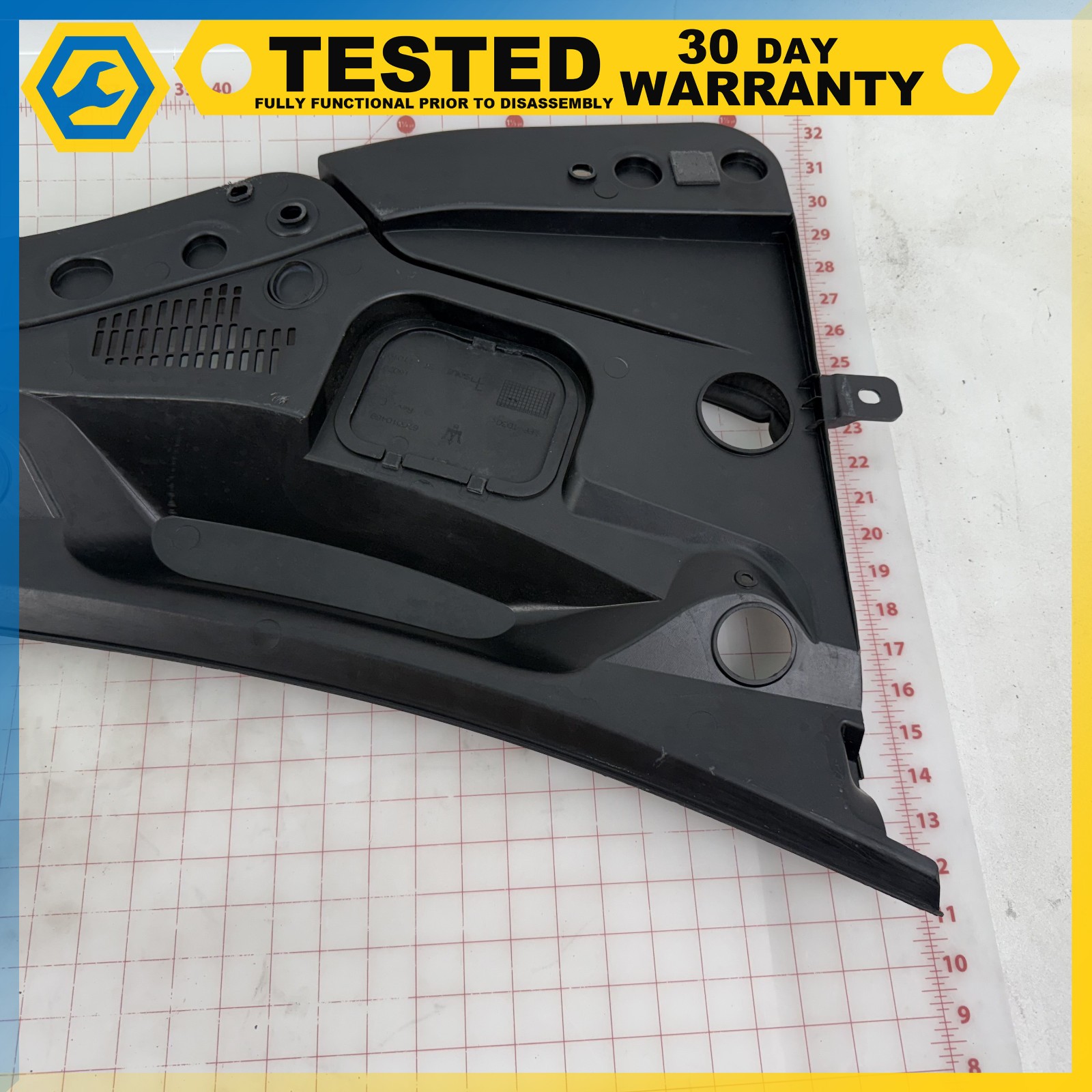 14-17 MASERATI GHIBLI FRONT WINDSHIELD WIPER COWL PANEL COVER TRIM GRILLE OEM