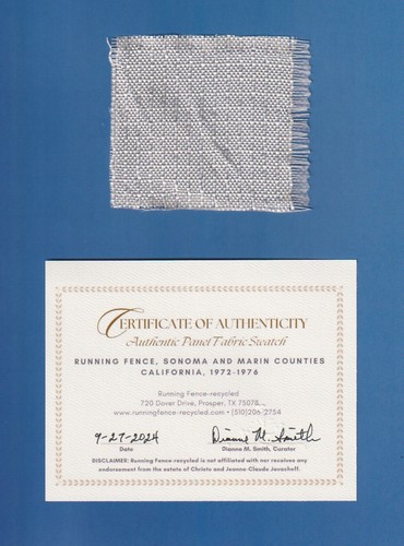 Christo & Jeanne-Claude fabric sample "Running Fence" original fabric 7x7 cm