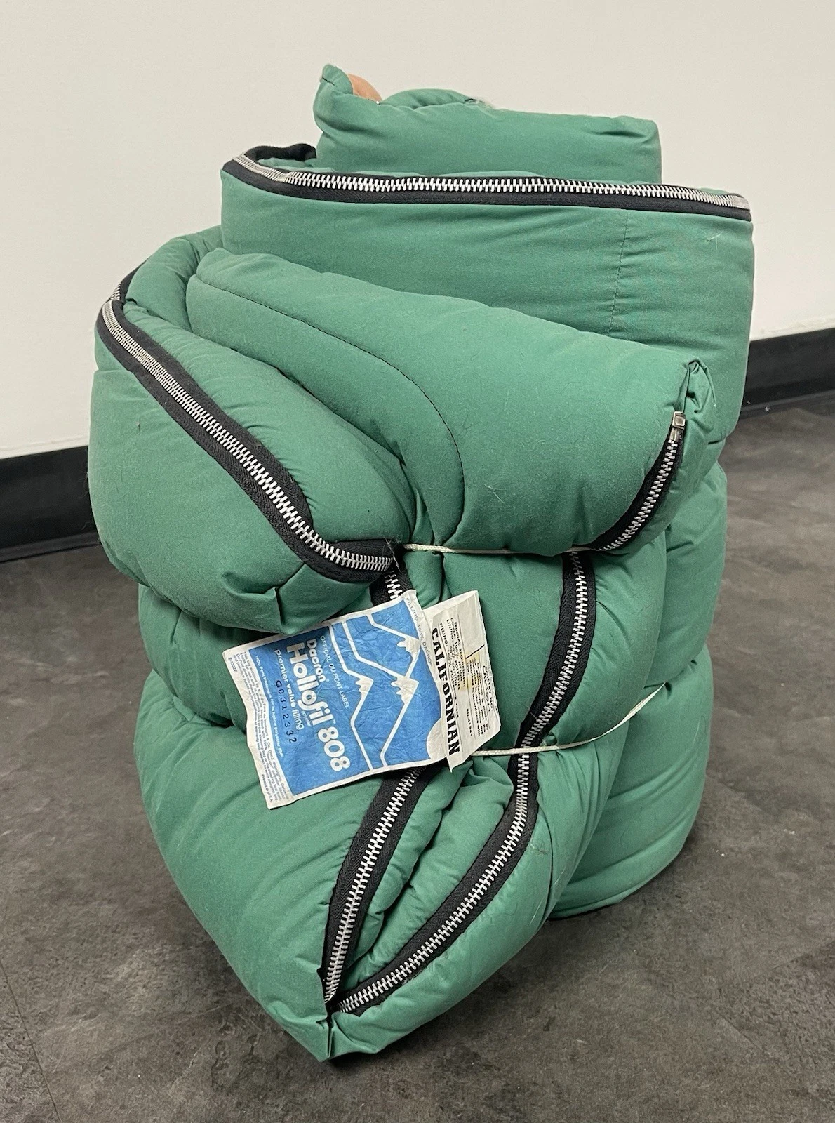 Vintage 1980s Sleeping Bag DuPont Hollofil 808 Fill USA Made Green 77x33