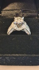 Beautiful White Gold Diamond Ring 77 Round Br...