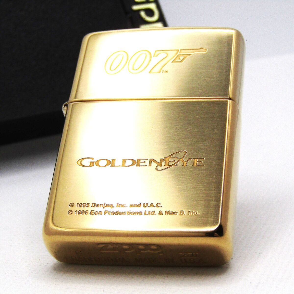 007 James Bond Golden Eye Solid Brass Zippo Oil Lighter 1996 007 James Bond Golden Eye Solid Brass Zippo Oil Lighter 1996