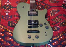 Manson Meta Series MBM-2H Sustaniac + ZVEX Fuzz Factory Satin Olive Green