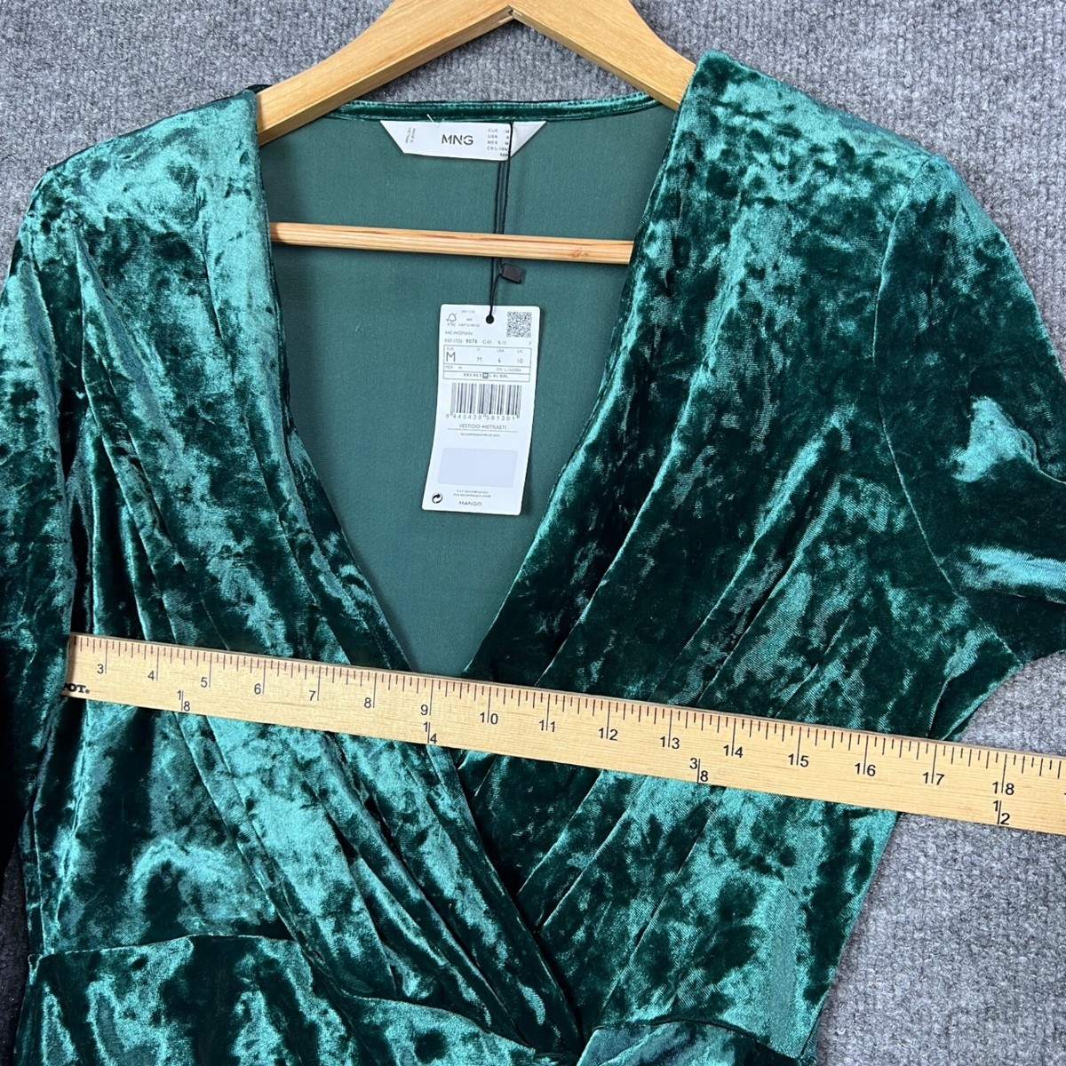 mango green velvet dress Pomander Place Hunter Green Velvet Samantha Dress Hunter Green / S main image 0