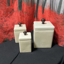 home essentials and beyond Danbury Collection Canister Set