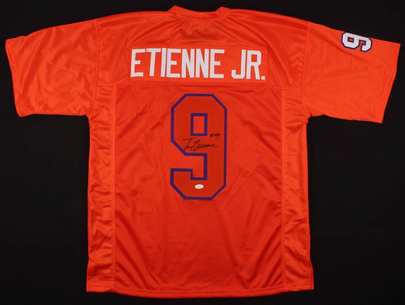 Travis Etienne Signed Clemson Tigers Jersey (JSA Holo) 2020 Sr. Running Back 