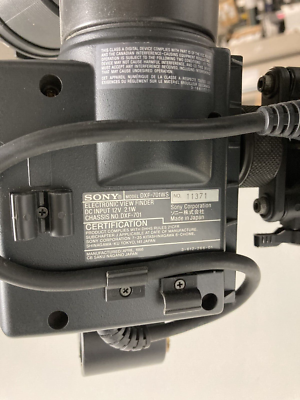 Sony Betacam SP PVV-3 w/ Sony DXC-D30WS & DXF-701WS Untested For