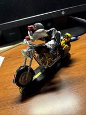 Figurina Looney Tunes Sylvester & Tweety Bird Feud for the Road Biker collezione