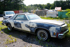 1975 Oldsmobile Cutlass 