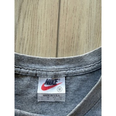 90s Vintage Nike T-Shirt Mens M Gray Embroidered Swoosh Made in