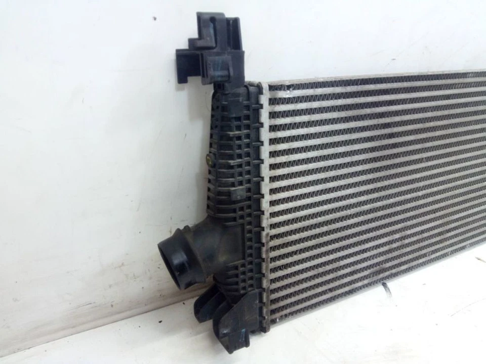 Ladeluftkühler LUV passt für CHEVROLET CRUZE (J300) 1.4 TURBO 52437644 - Bild 4 von 4