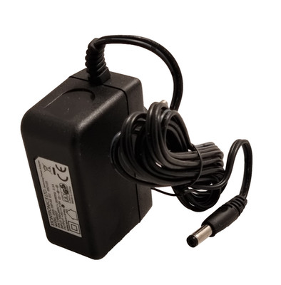 5V DC 2,5A EUROSTECKER 2 PIN SCHALTNETZTEIL 2,1mm MITTE +VE DSA-15P-05