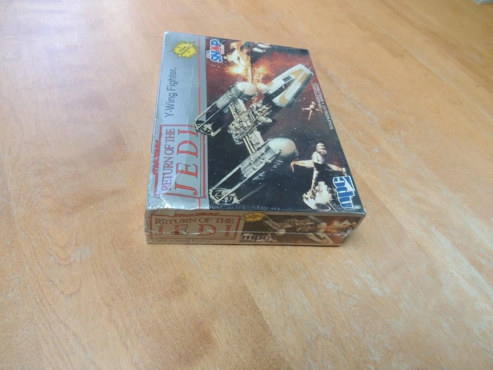 De colección 1983 MPC Star Wars ROTJ Y-Wing Fighter Modelo Kit NUEVO SELLADO 1-1975 Foto 3 de 4